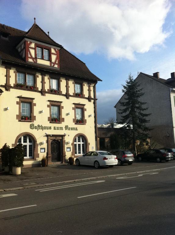 לוראך Gasthaus Zum Kranz מראה חיצוני תמונה
