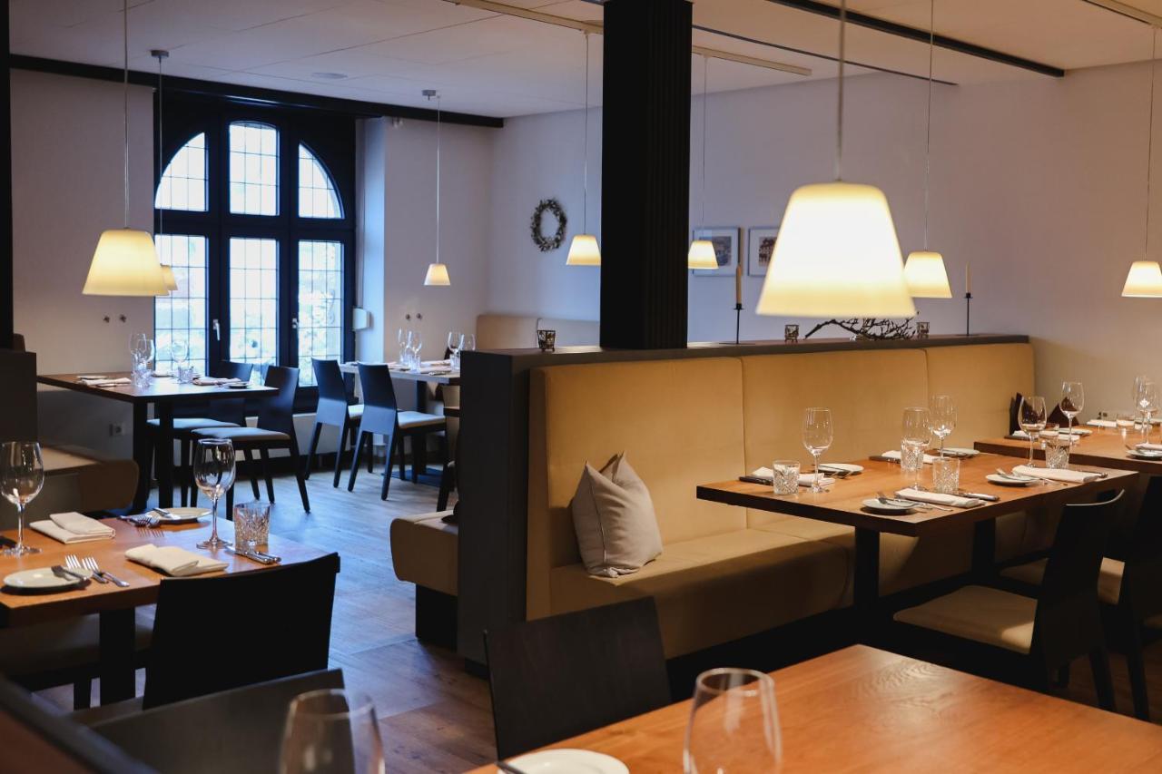 לוראך Gasthaus Zum Kranz מראה חיצוני תמונה
